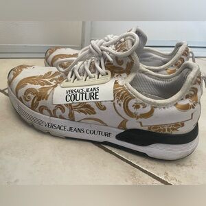 Versace jeans couture sneakers 👟 ✨
